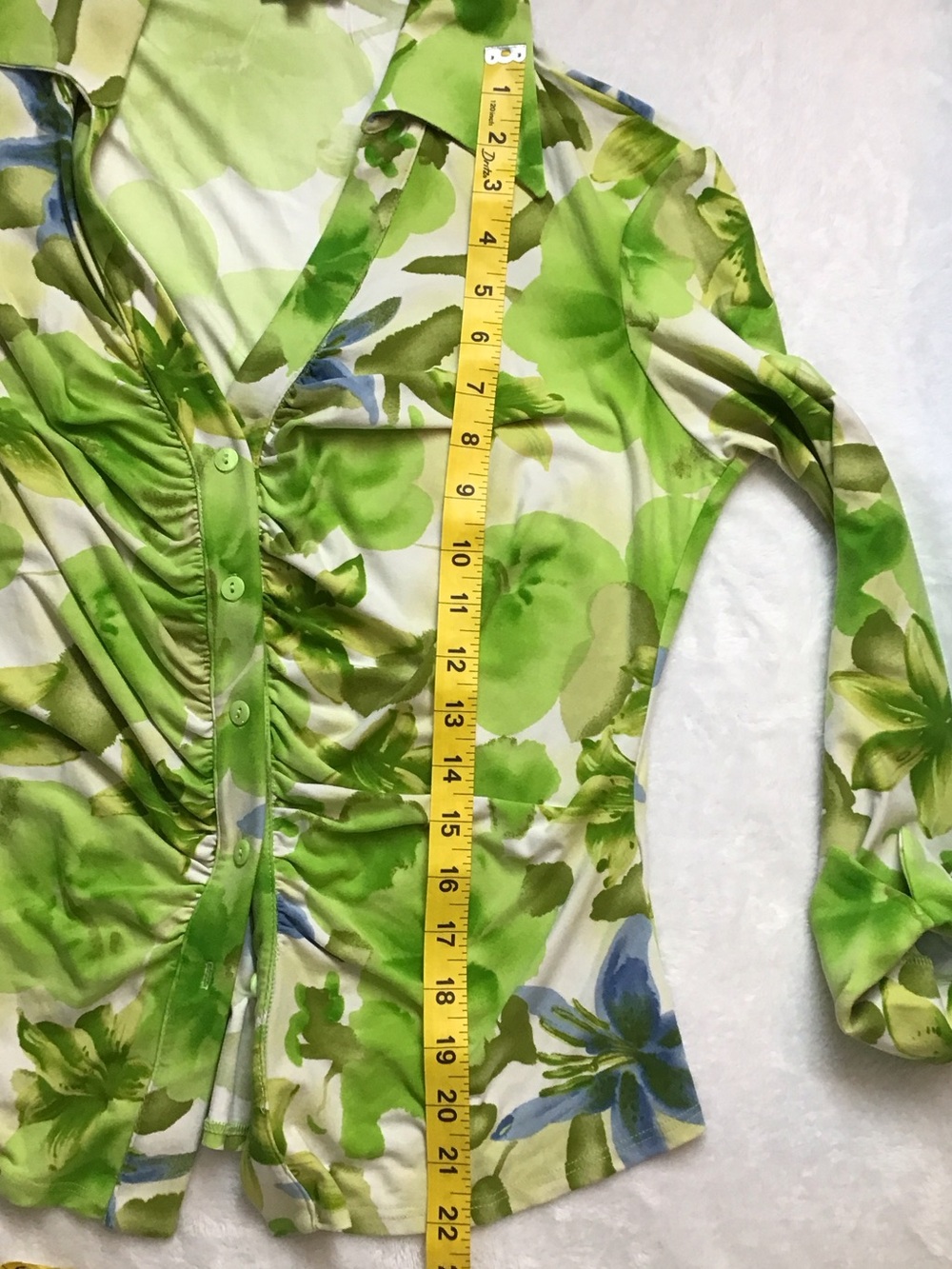 Cache Green & Blue Floral Ruched Button-Down Shirt2157 - Picture 3 of 3